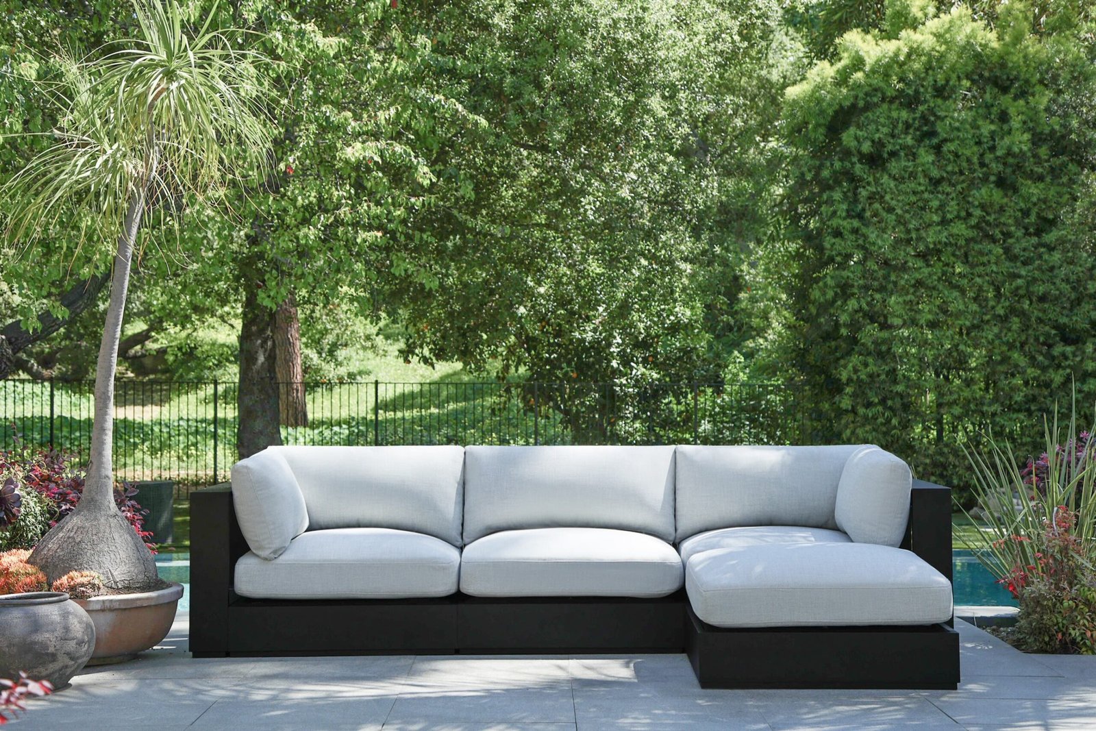 Modular Sofas For Hospitality Spaces